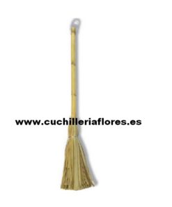 ESCOBILLA DE PALMA Y CAÑA
